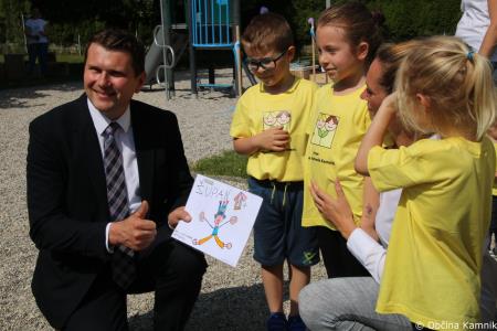 Obogateno javno igrišče na ulici Franca Pirca (39)
